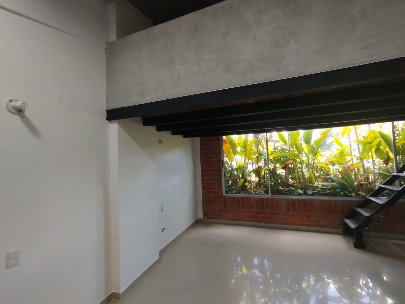 Oficina en arriendo en Las Palmas, Envigado — foto 1 de 13