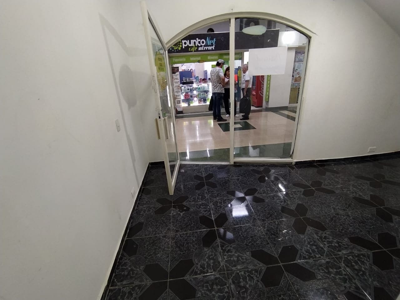 Local en arriendo en Med, Centro, Medellín — foto 3 de 10