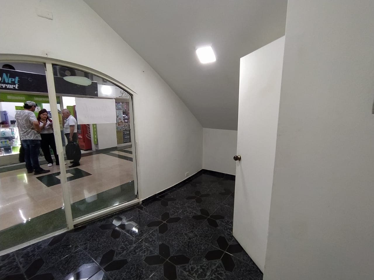 Local en arriendo en Med, Centro, Medellín — foto 4 de 10