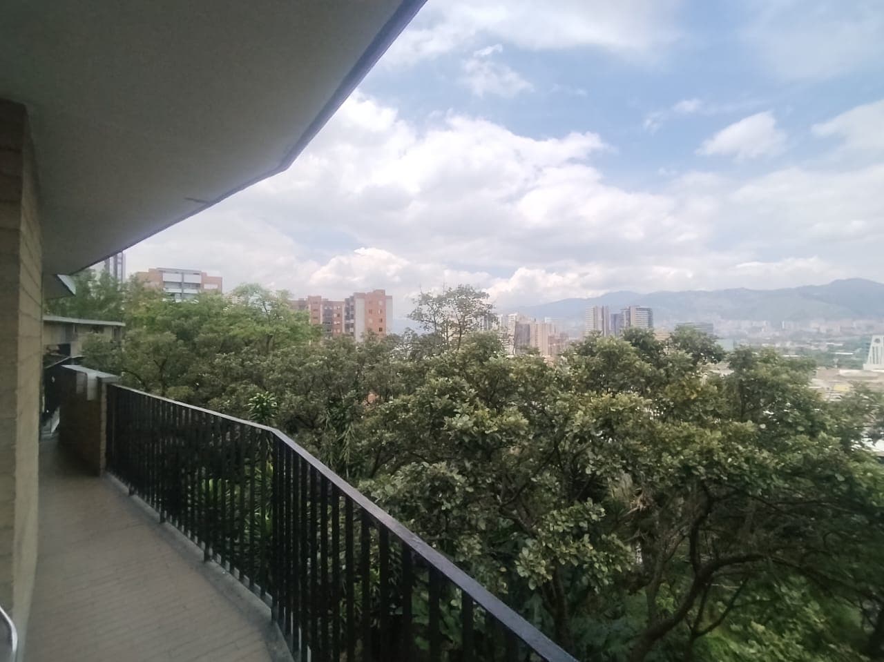 Apartamento en arriendo en Altos Del, Poblado, Medellín — foto 5 de 20