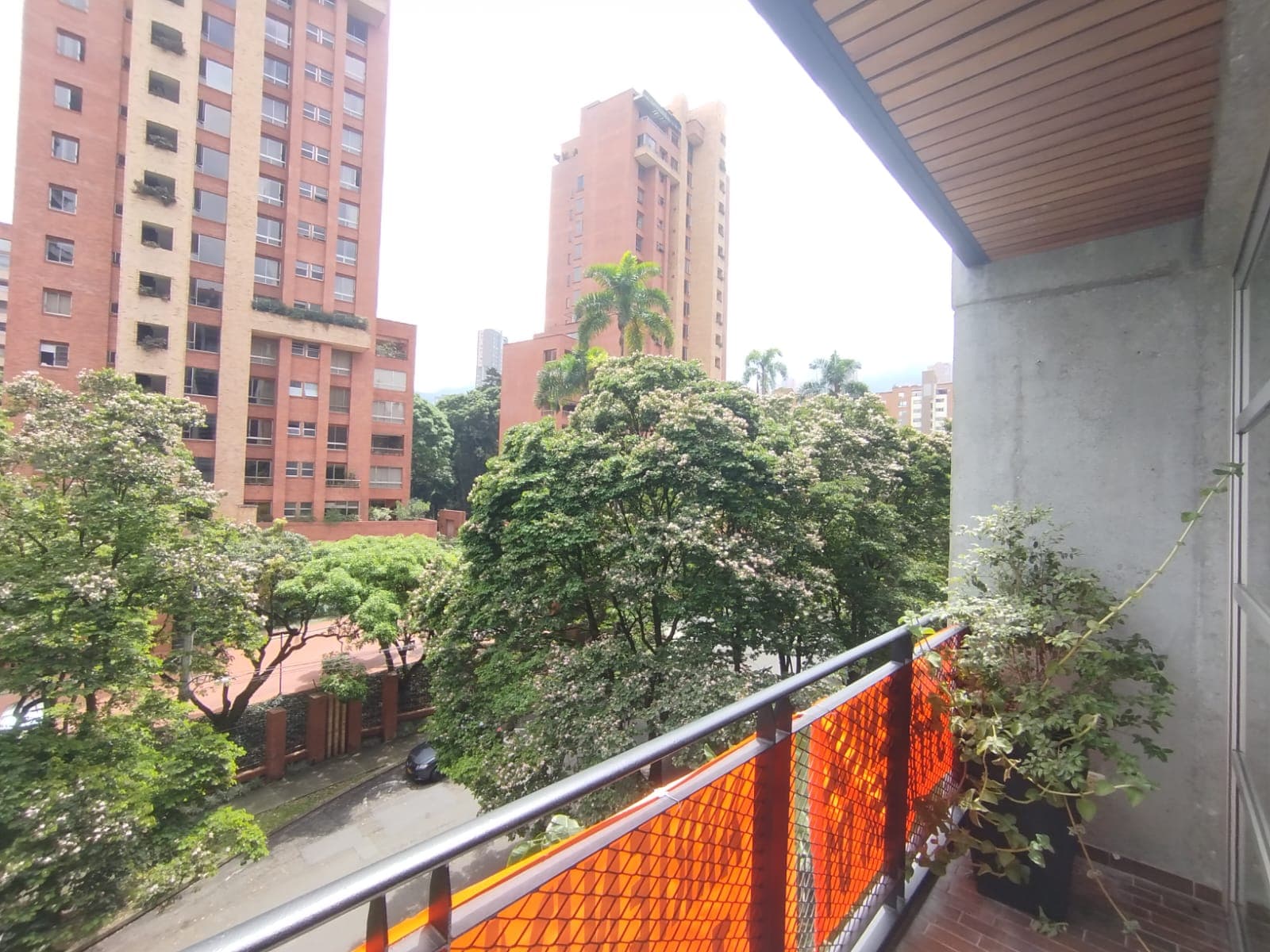 Apartamento en arriendo en Los Parra, Poblado, Medellín — foto 2 de 18