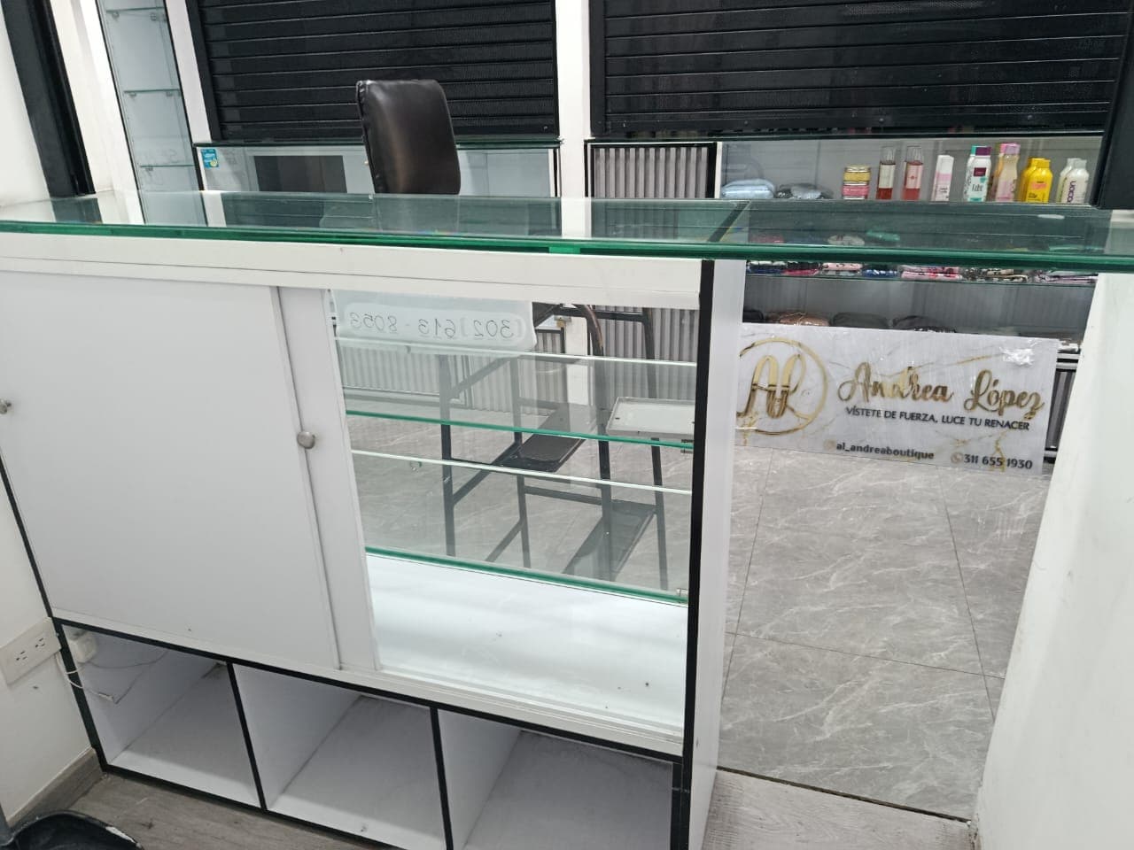 Local en arriendo en Med, Centro, Medellín — foto 4 de 16