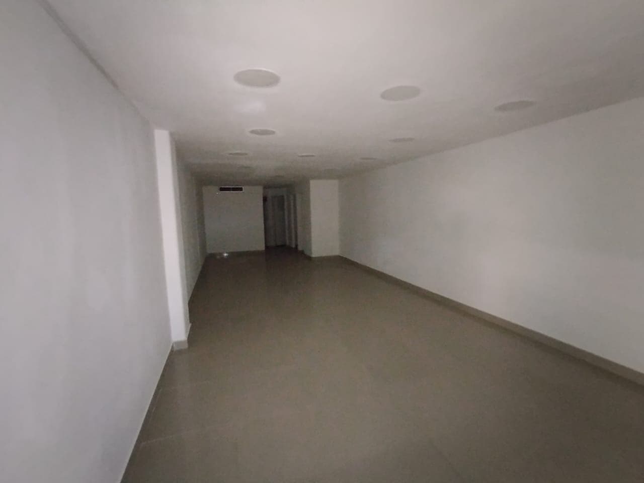 Local en arriendo en La Candelaria, Centro, Medellín — foto 2 de 12