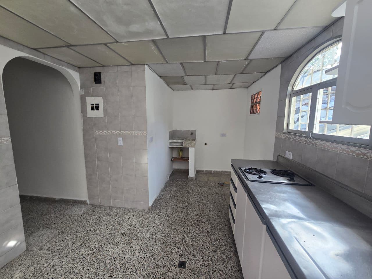 Casa Vivienda en arriendo en Calasanz, La America, Medellín — foto 1 de 12