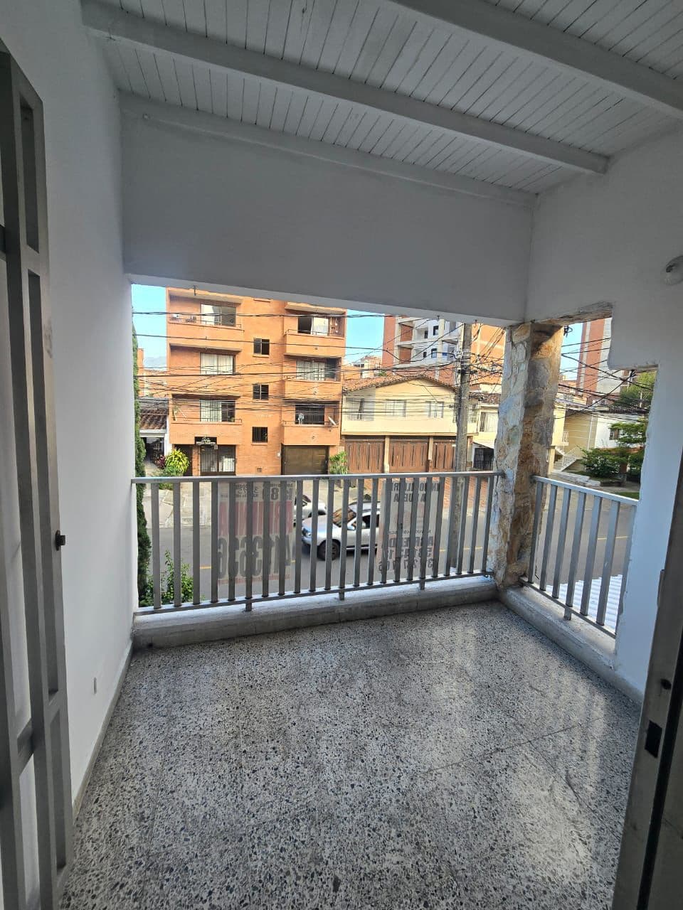 Casa Vivienda en arriendo en Calasanz, La America, Medellín — foto 2 de 12