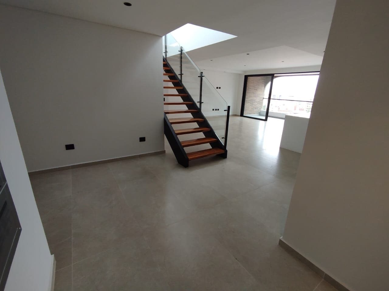 Apartamento en arriendo en Laureles, Medellín — foto 1 de 20