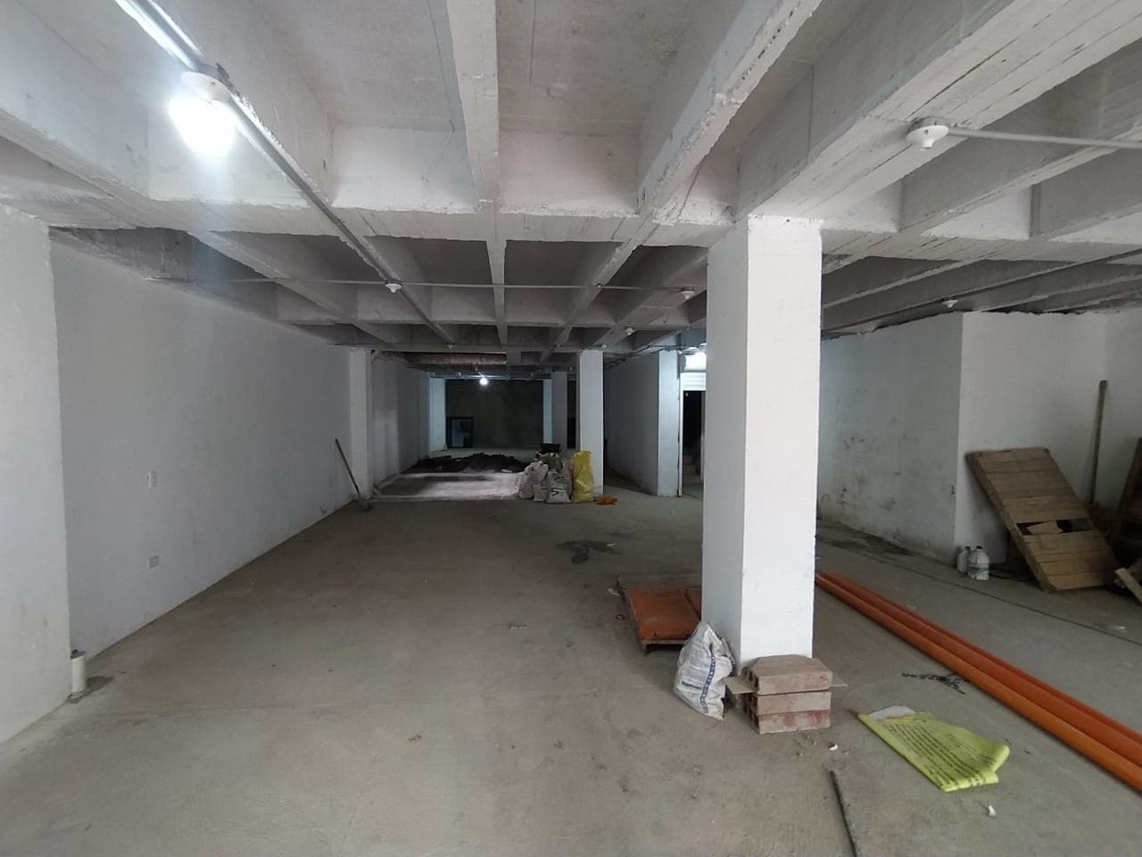Bodega en arriendo en Aranjuez, Centro, Medellín — foto 1 de 20