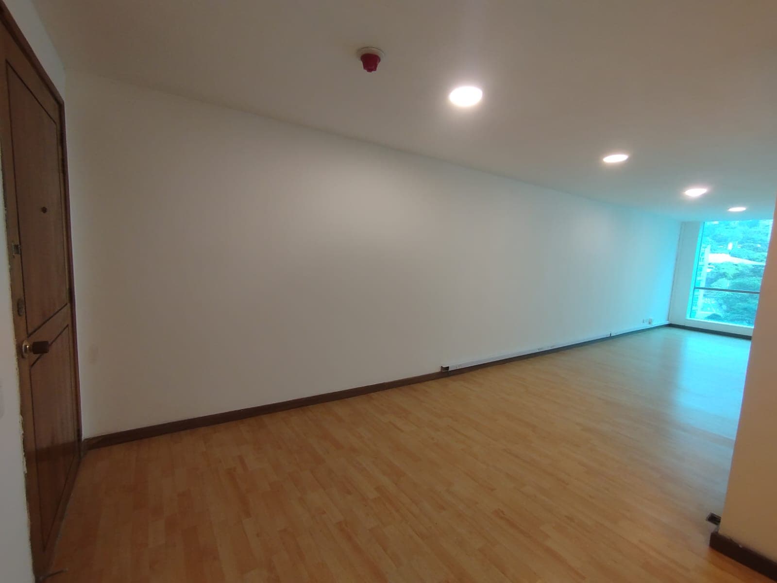Oficina en arriendo en Los Balsos, Poblado, Medellín — foto 3 de 9