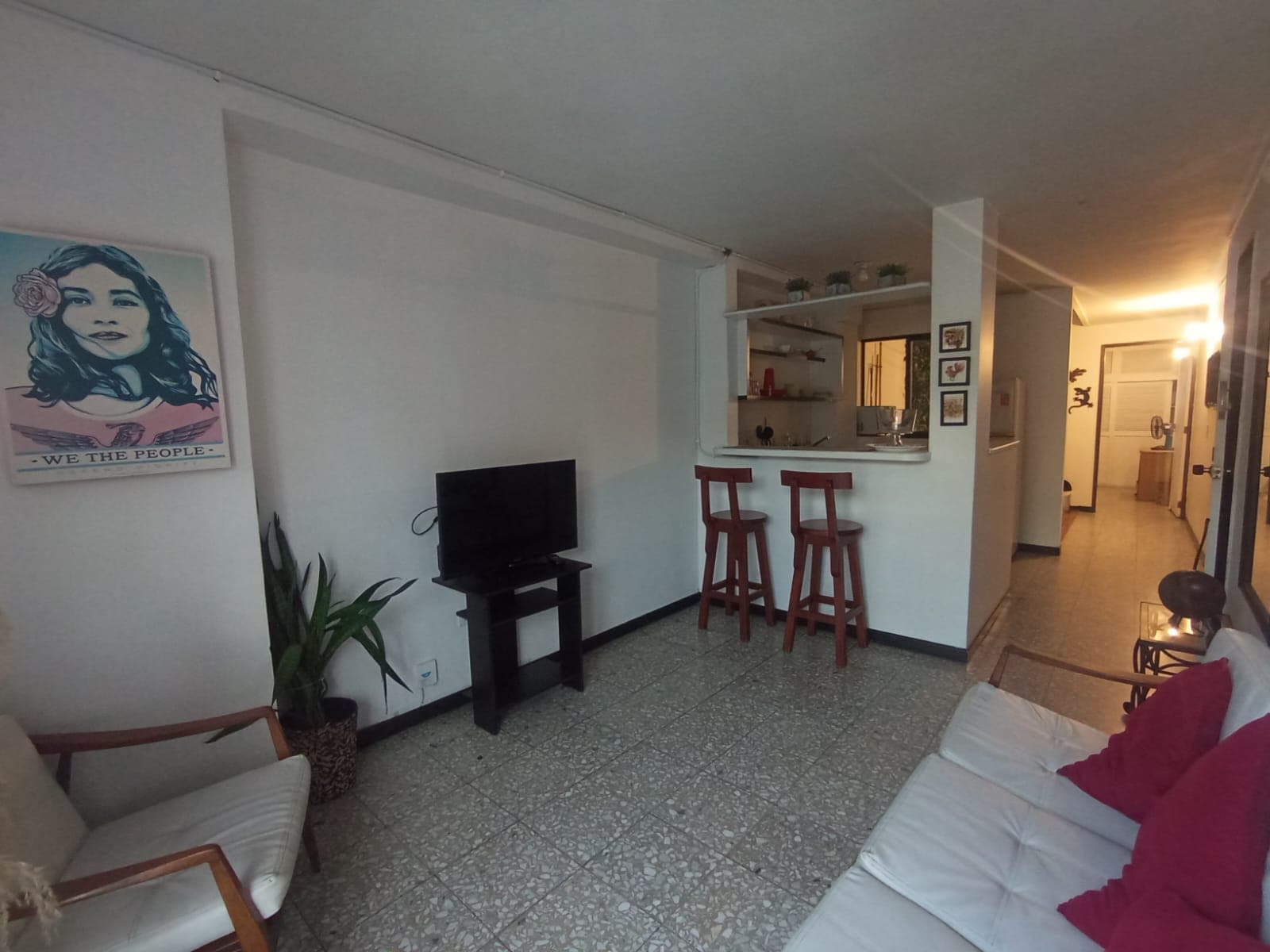 Apartaestudio en arriendo en El Velódromo, Laureles, Medellín — foto 4 de 13