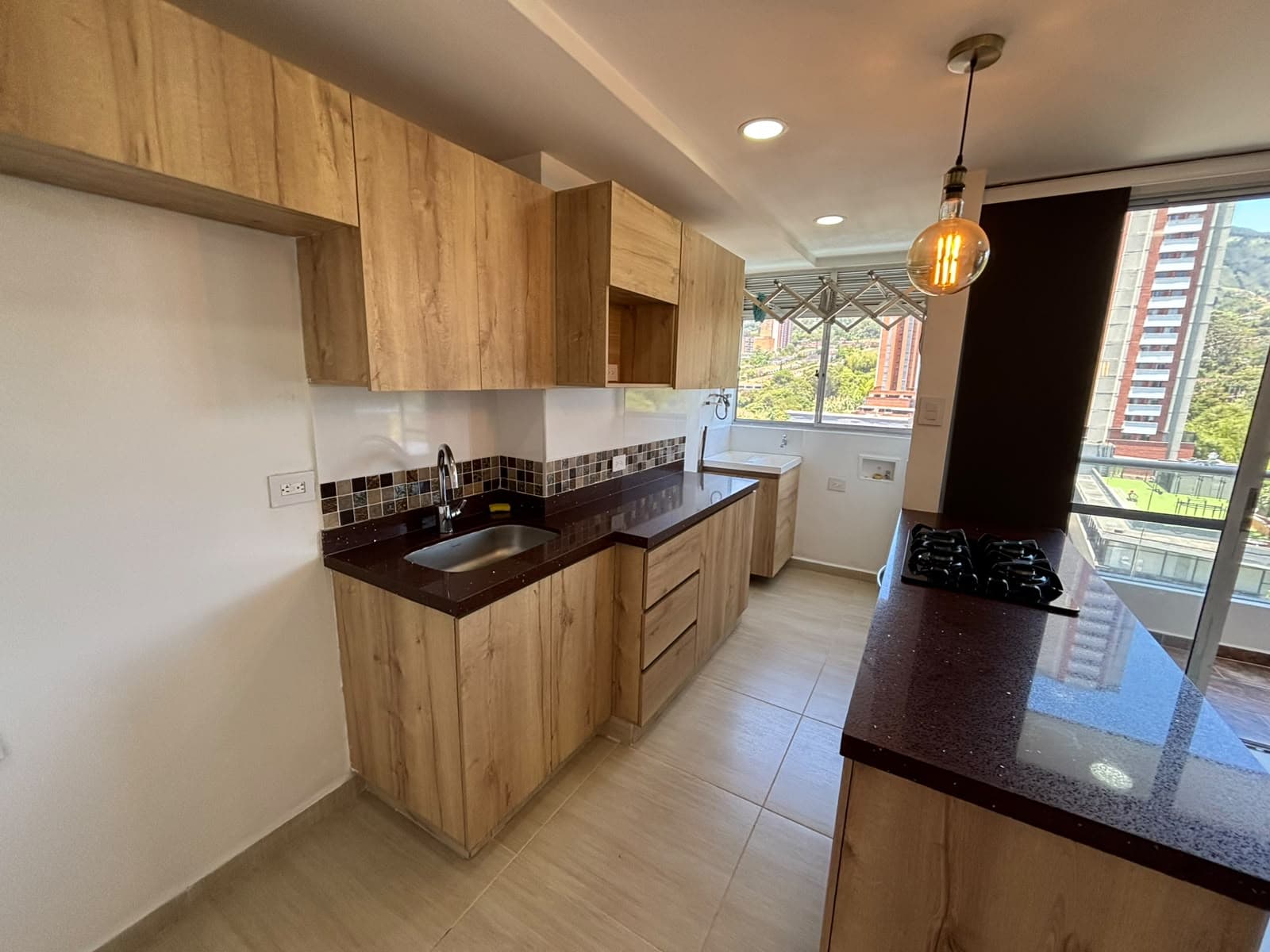 Apartamento en arriendo en La Estrella — foto 1 de 15