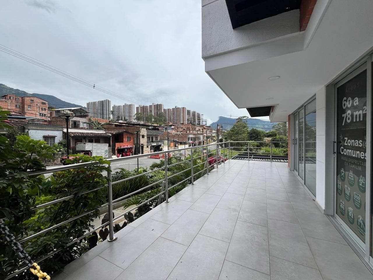Local en arriendo en La Estrella — foto 2 de 14