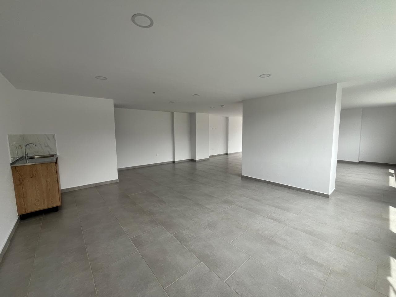Local en arriendo en La Estrella — foto 5 de 14