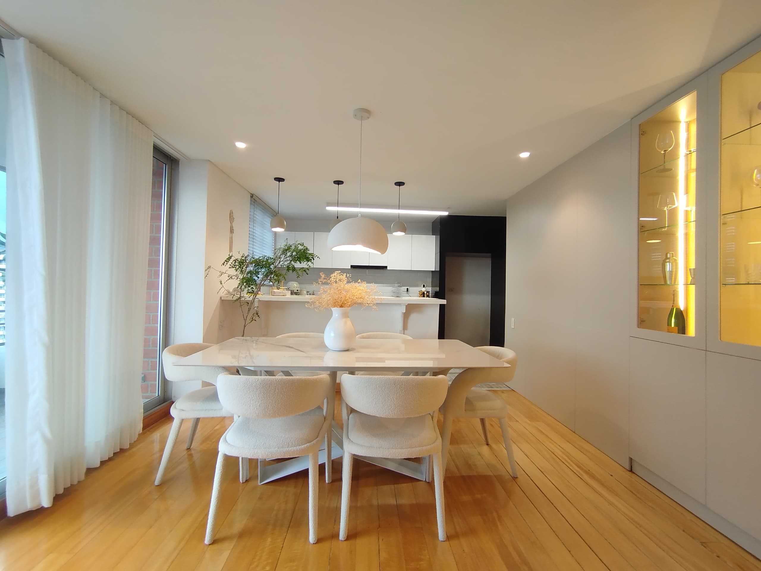 Apartamento en arriendo en El Tesoro, Poblado, Medellín — foto 4 de 20