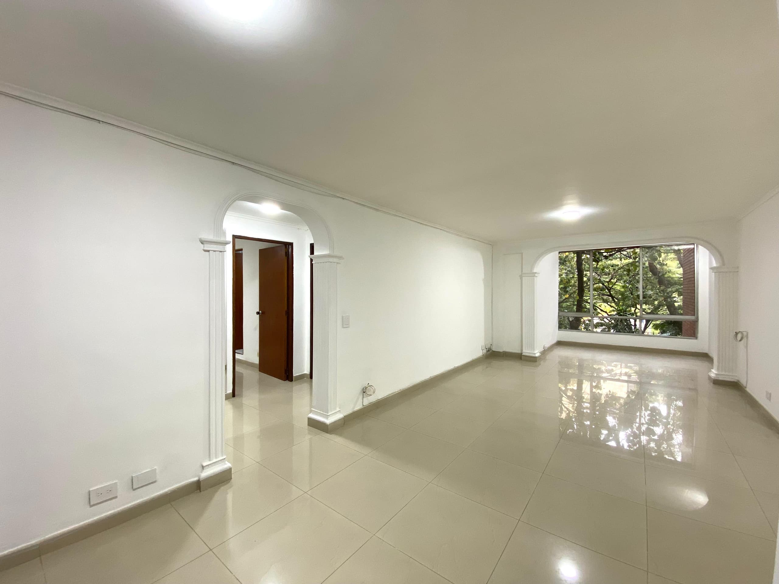 Apartamento en arriendo en Milla de Oro, Poblado, Medellín — foto 5 de 20