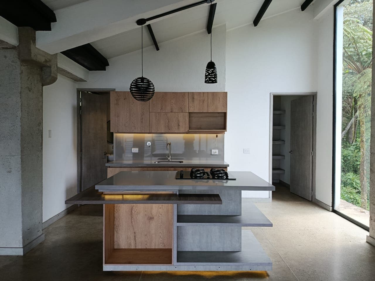 Casa Campestre en arriendo en Loma Del Escobero, Envigado — foto 4 de 20