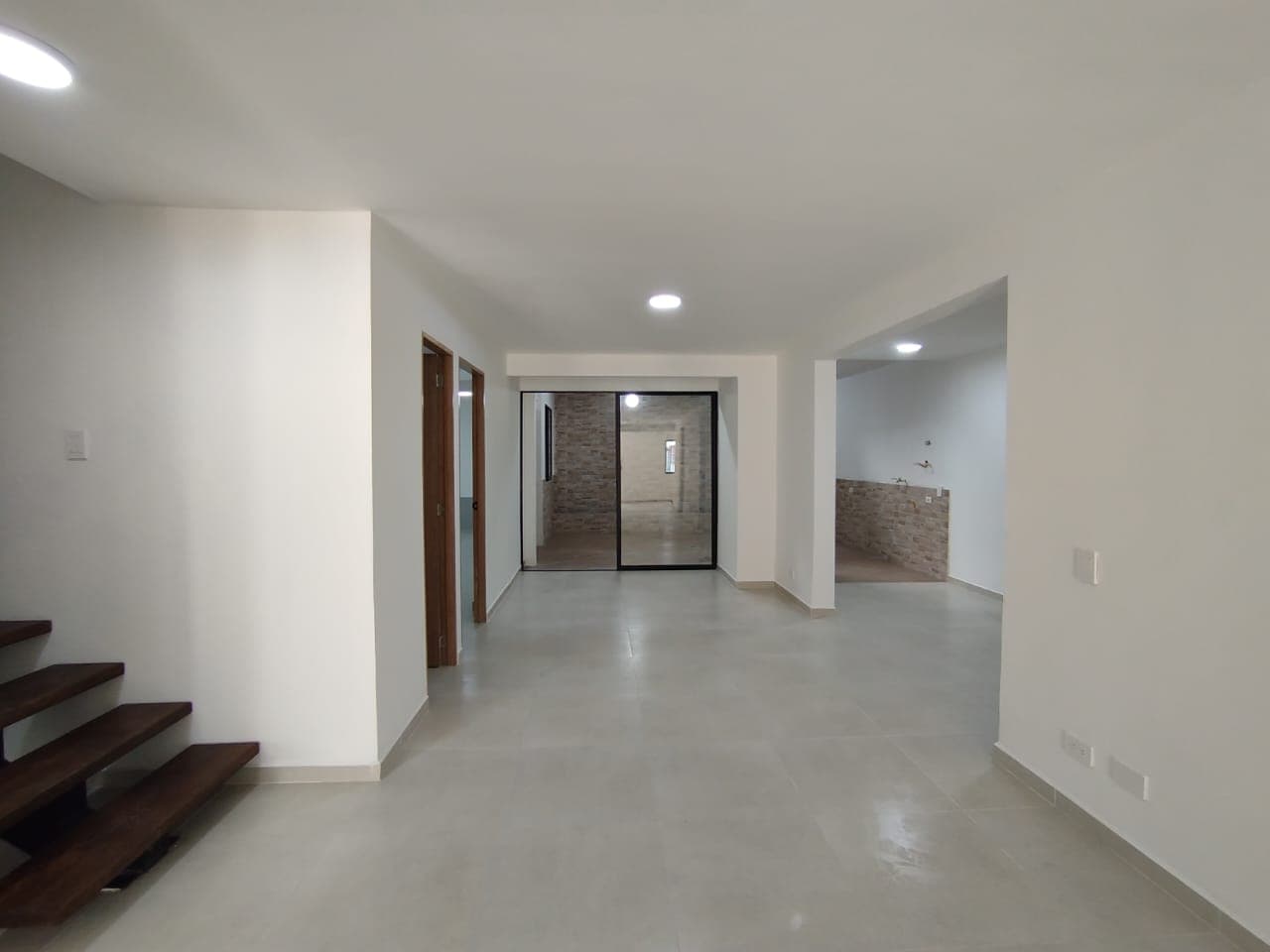 Casa Comercial en arriendo en Belen, Medellín — foto 2 de 20