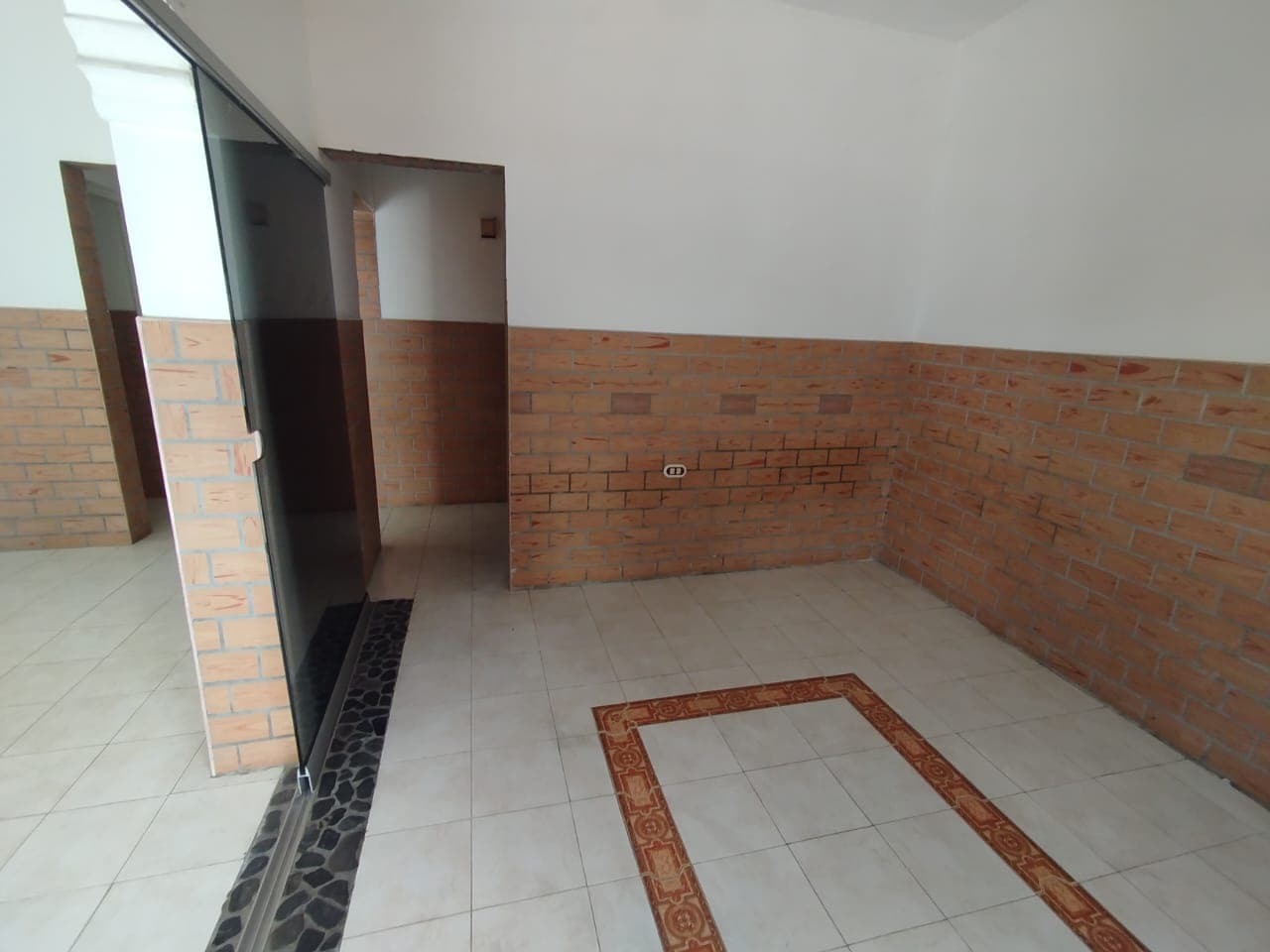 Casa Comercial en arriendo en Simón Bolívar, La America, Medellín — foto 4 de 20