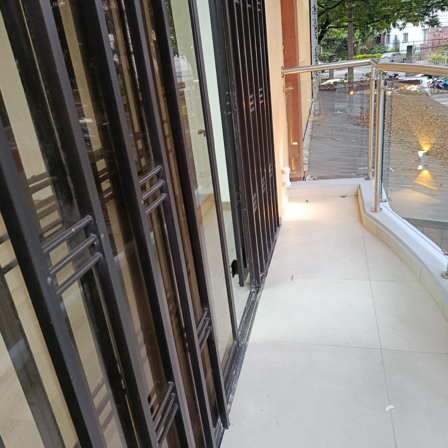 Oficina en arriendo en Éxito Colombia, Laureles, Medellín — foto 4 de 20