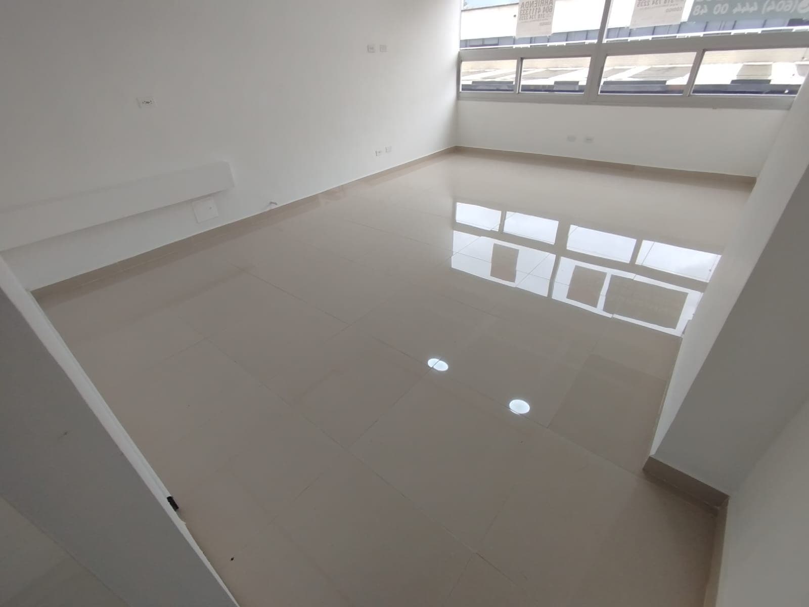 Oficina en arriendo en Rionegro — foto 1 de 16