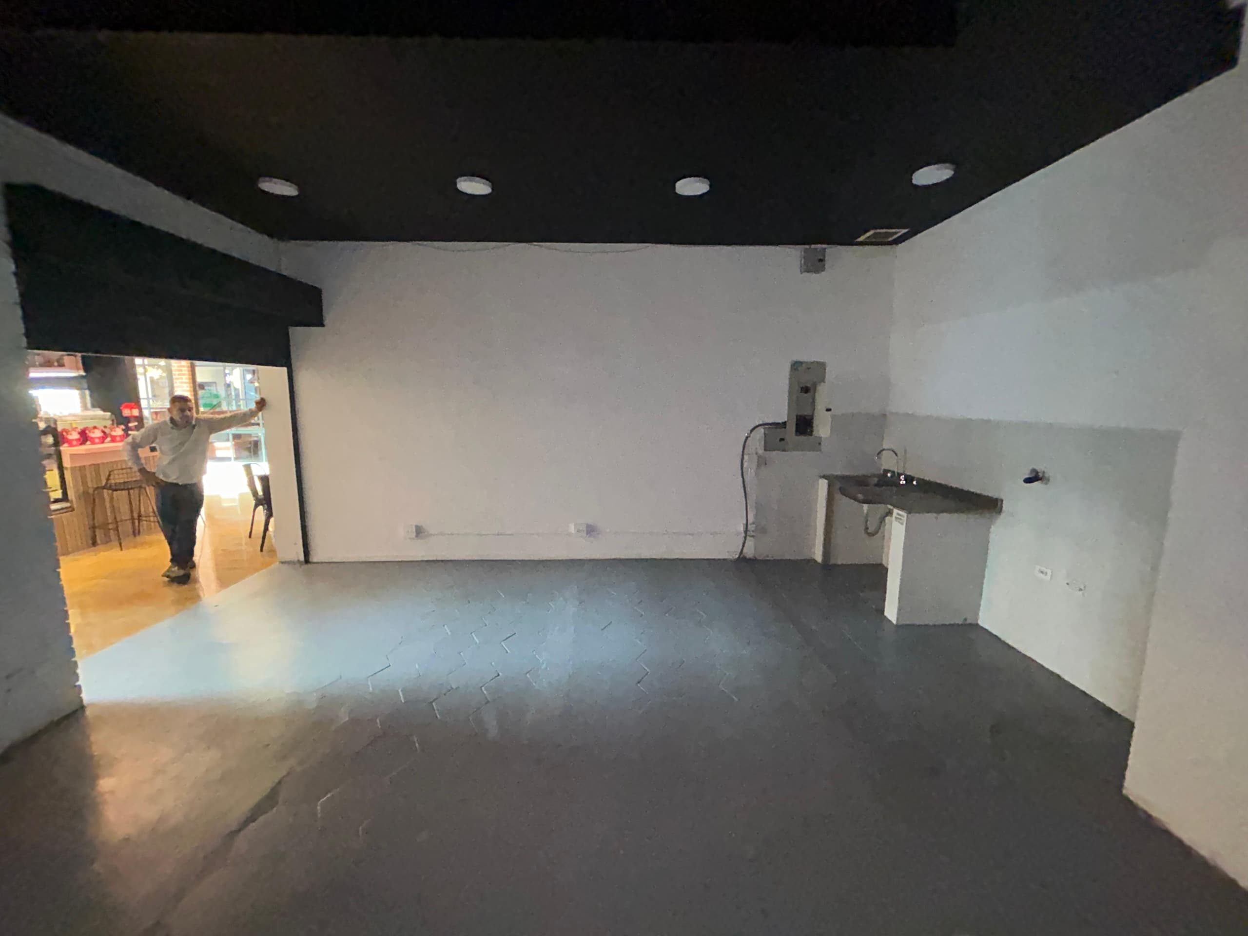 Local en arriendo en Alejandría, Poblado, Medellín — foto 1 de 7
