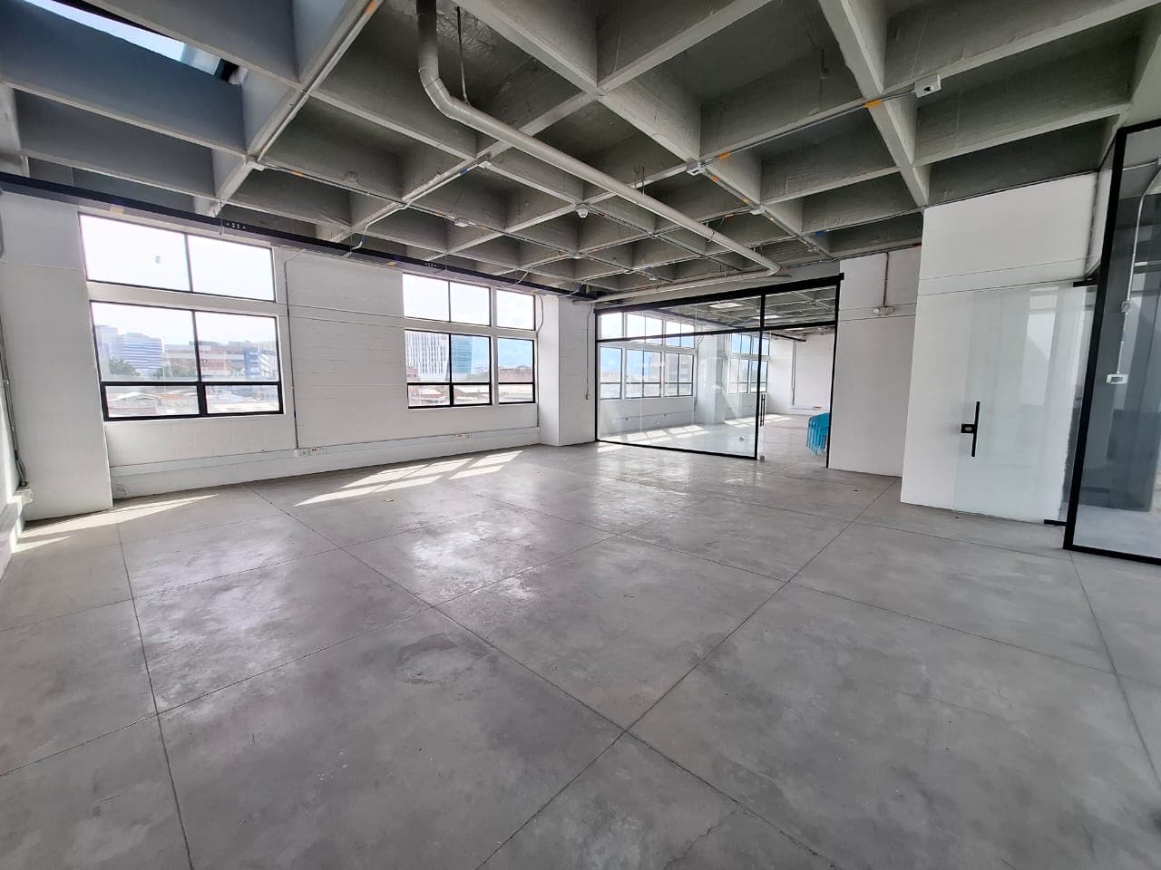 Local en arriendo en La Candelaria, Centro, Medellín — foto 1 de 20