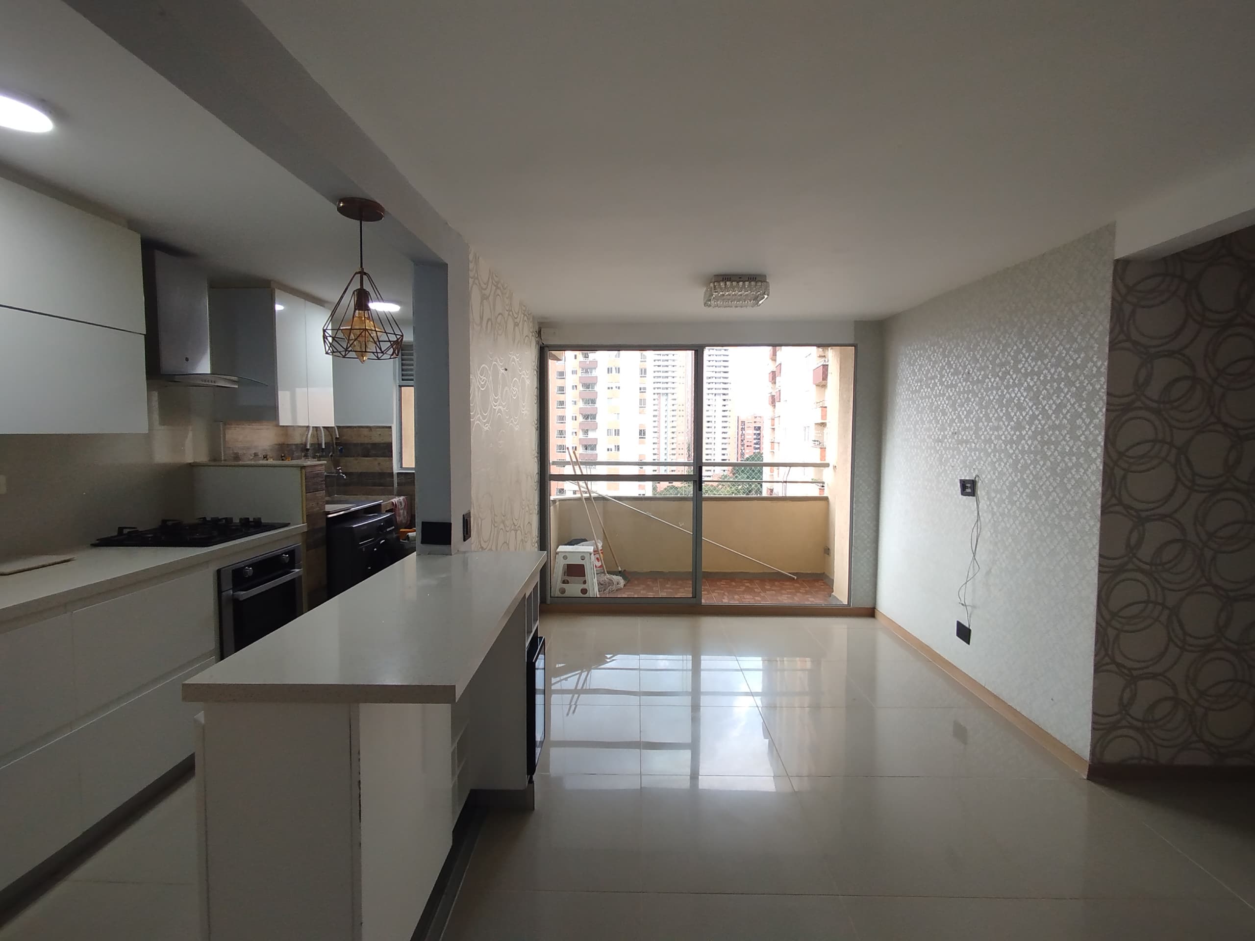 Apartamento en arriendo en Ditaires, Itagui — foto 3 de 15