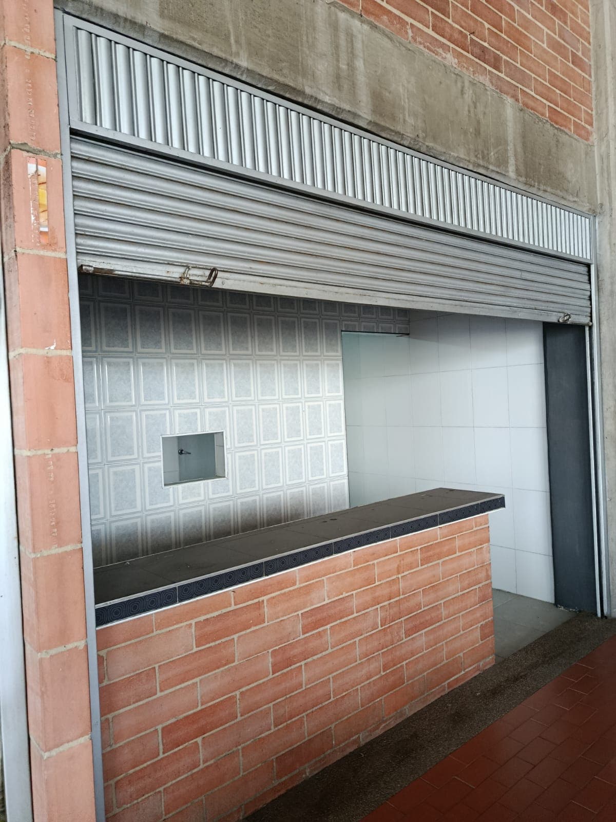 Local en arriendo en Mosquera — foto 1 de 20
