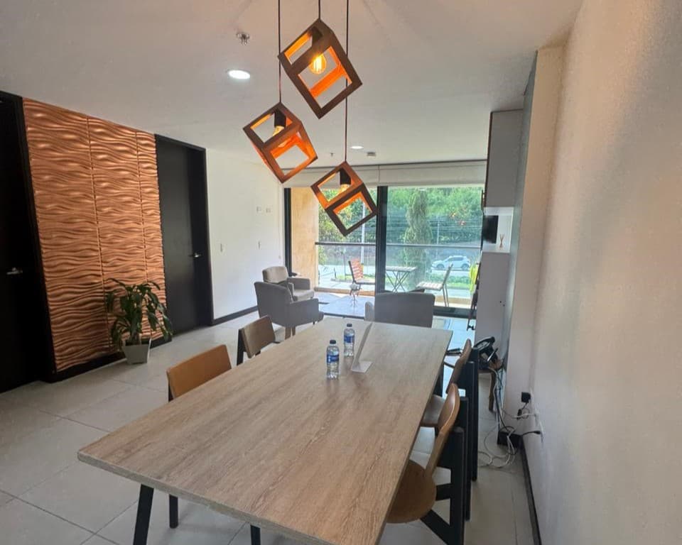 Apartamento en arriendo en Rionegro — foto 3 de 16