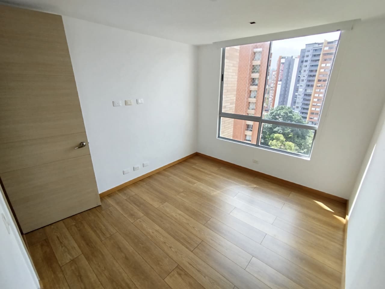 Apartamento en arriendo en El Esmeraldal, Envigado — foto 4 de 20