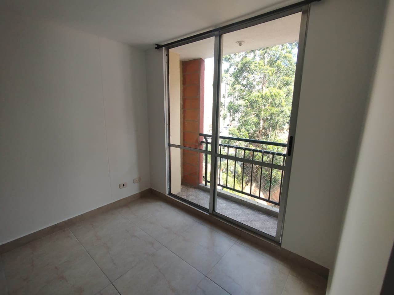 Apartamento en arriendo en Rodeo Alto, Belen, Medellín — foto 2 de 20