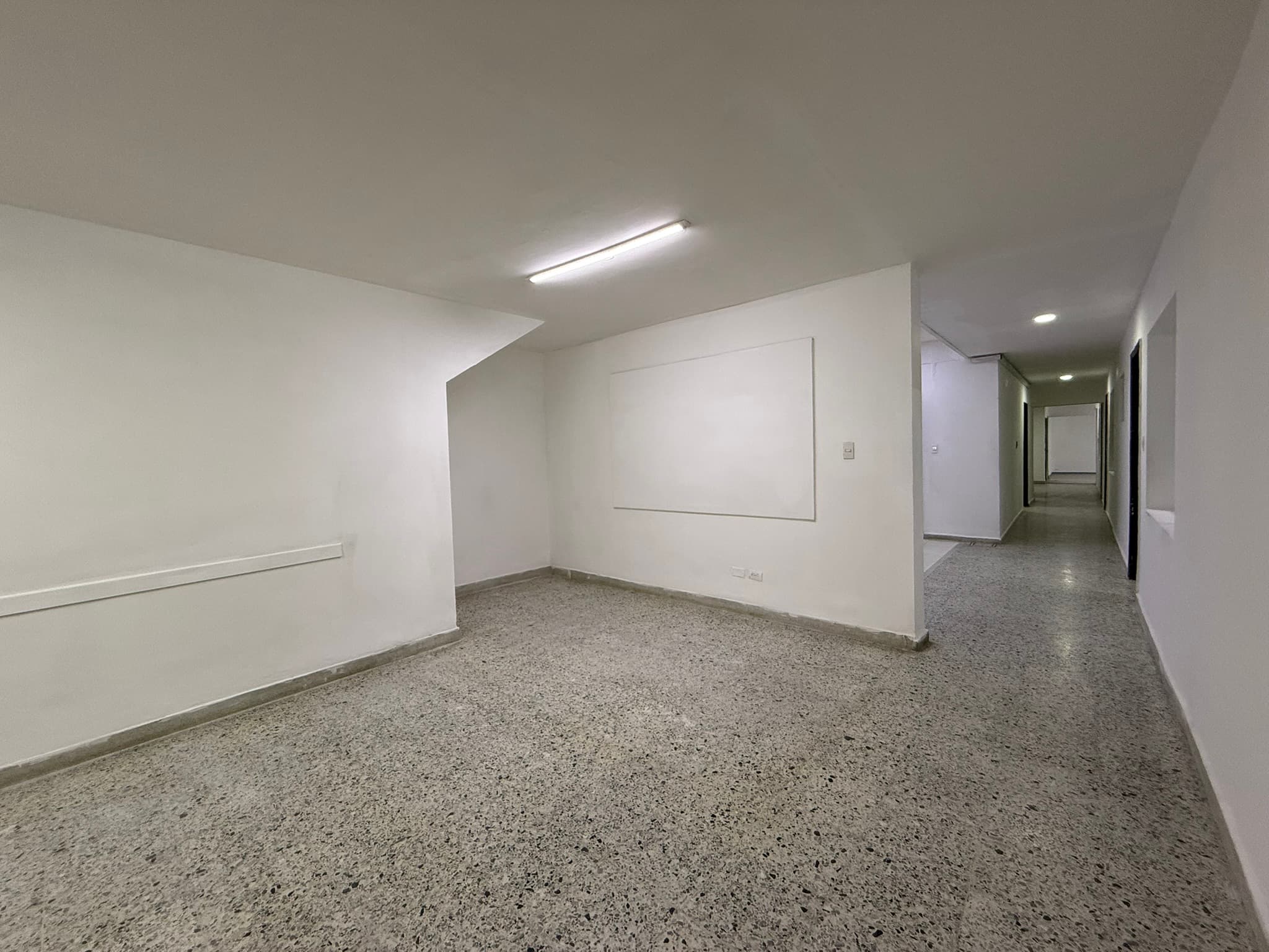 Local en arriendo en Boston, Centro, Medellín — foto 2 de 20