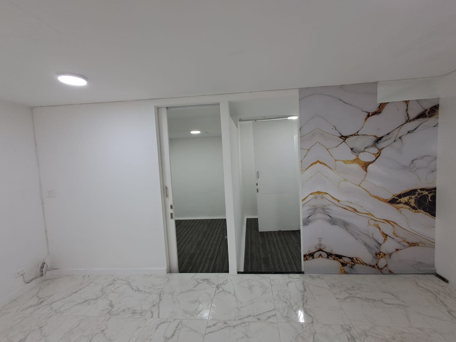 Oficina en arriendo en Laureles, Medellín — foto 3 de 9
