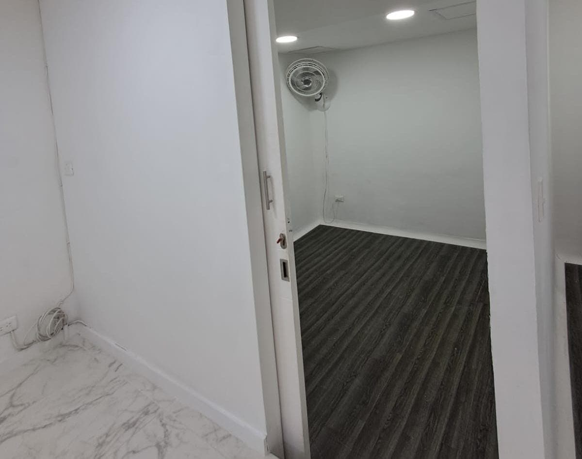 Oficina en arriendo en Laureles, Medellín — foto 4 de 9