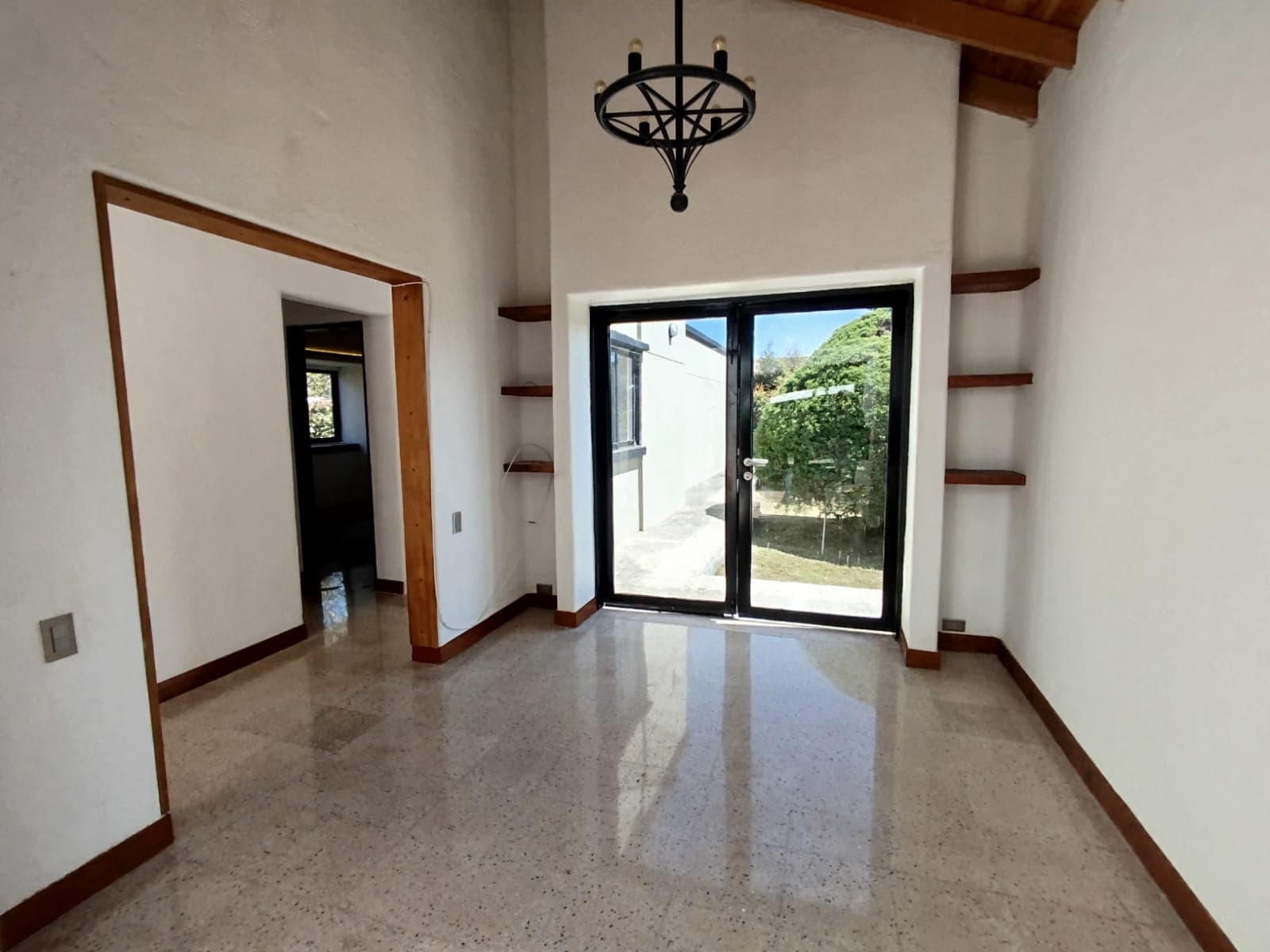 Casa Vivienda en arriendo en San Antonio de Pereira, Rionegro — foto 3 de 20