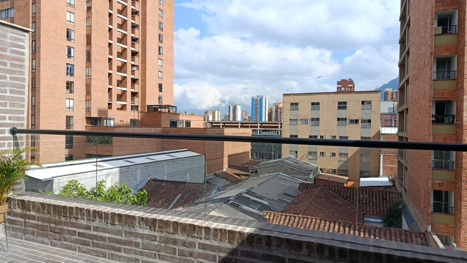 Apartaestudio en arriendo en Boston, Centro, Medellín — foto 2 de 16