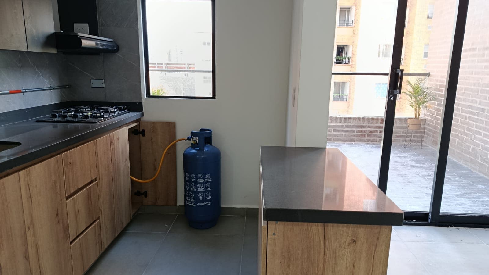 Apartaestudio en arriendo en Boston, Centro, Medellín — foto 5 de 16