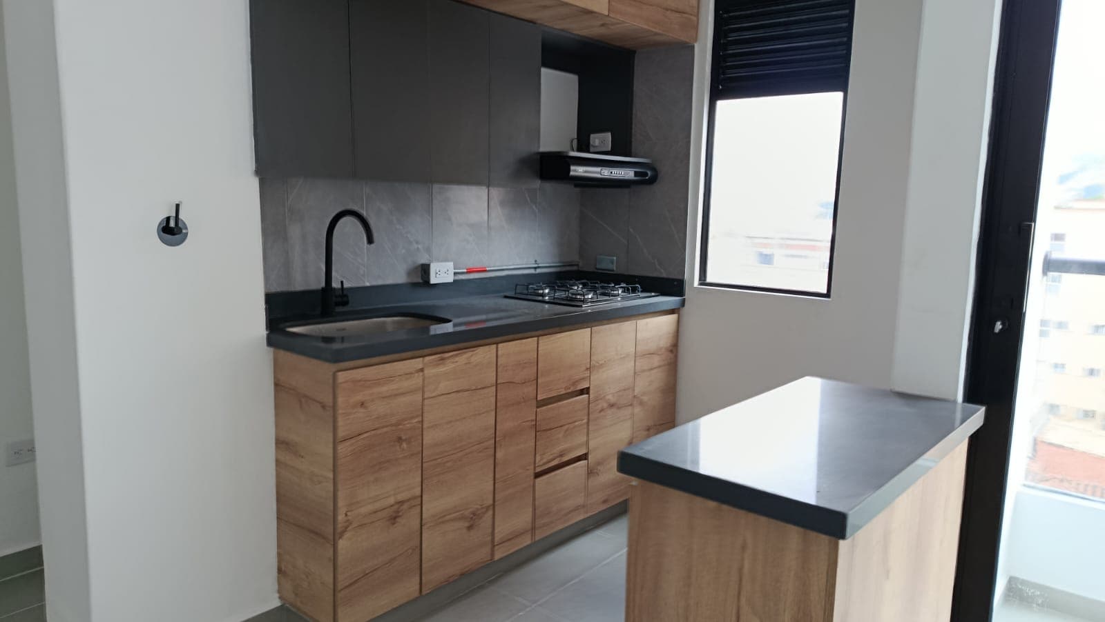 Apartaestudio en arriendo en Boston, Centro, Medellín — foto 4 de 15