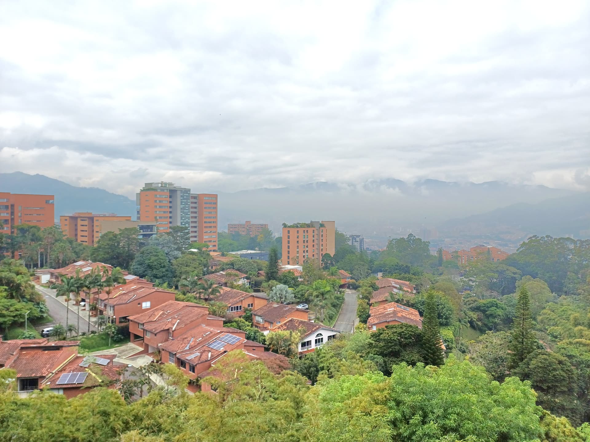 Apartamento en arriendo en San Lucas, Poblado, Medellín — foto 1 de 20