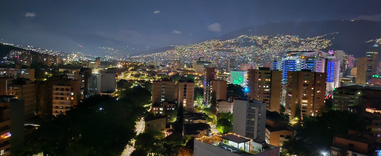 Apartamento en arriendo en Los Conquistadores, Laureles, Medellín — foto 2 de 20
