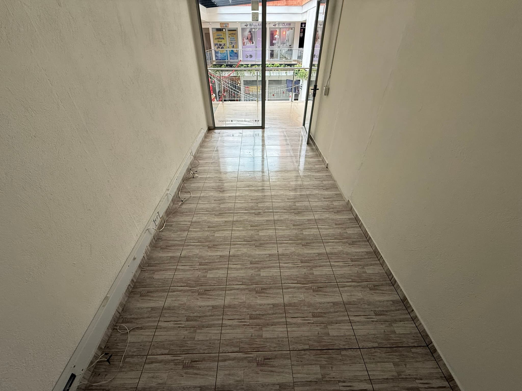 Local en arriendo en Boston, Centro, Medellín — foto 1 de 15