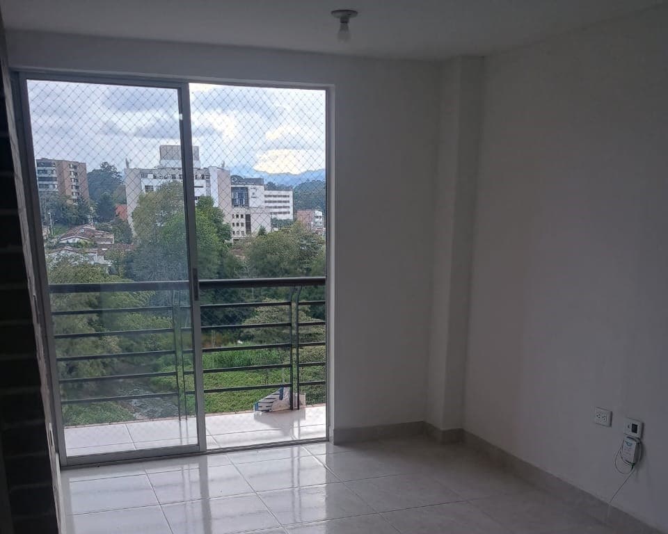 Apartamento en arriendo en Rionegro — foto 1 de 11