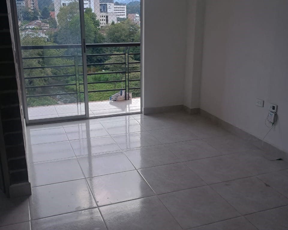 Apartamento en arriendo en Rionegro — foto 2 de 11