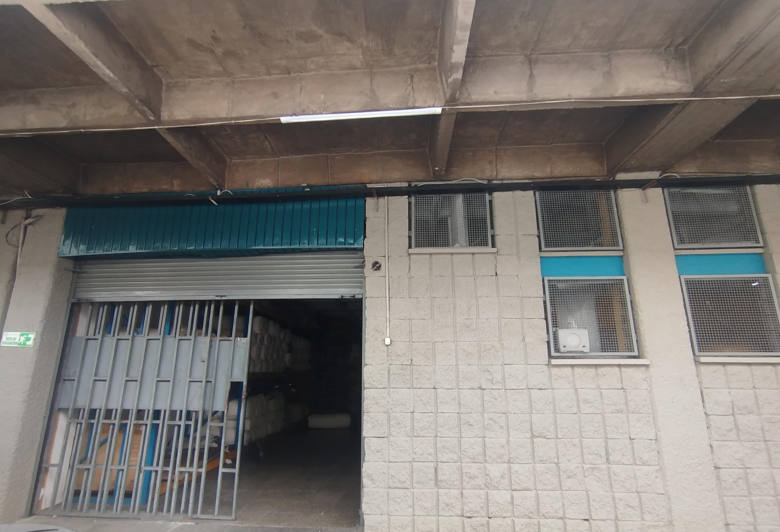 Bodega en arriendo en Guayabal, Belen, Medellín — foto 2 de 9
