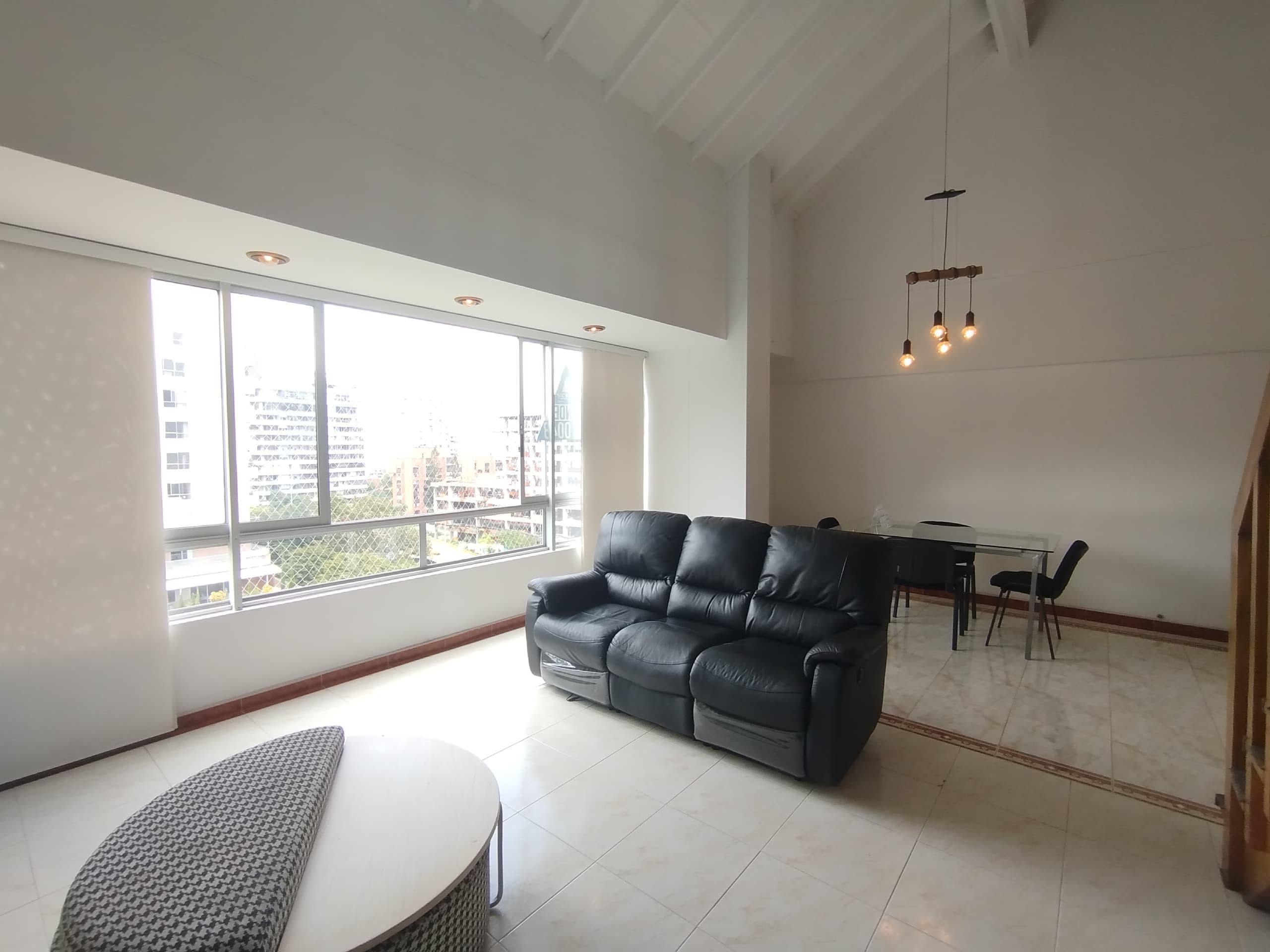 Apartamento en arriendo en La Tomatera, Poblado, Medellín — foto 4 de 20