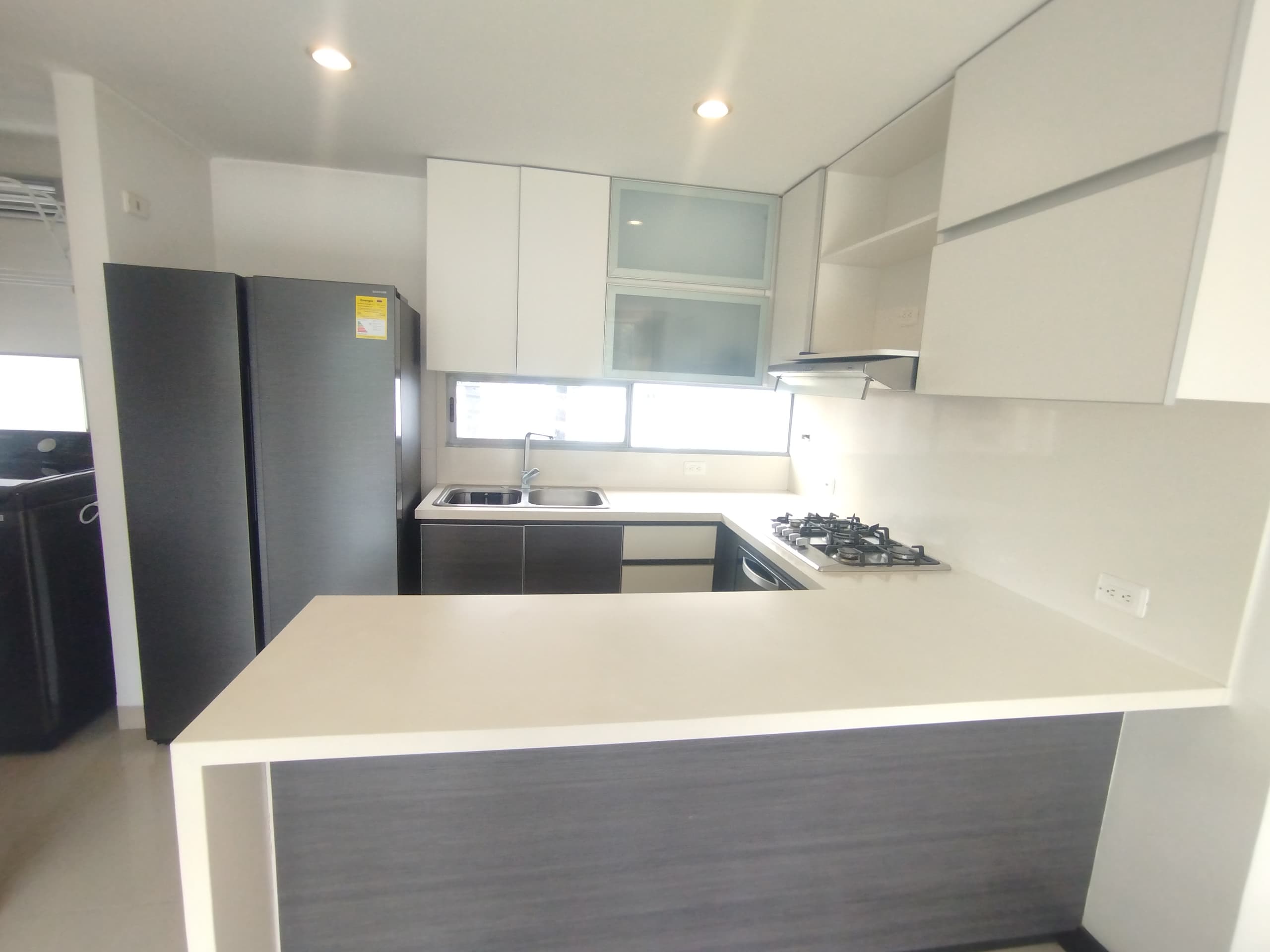Apartamento en arriendo en Transversal Intermedia, Poblado, Medellín — foto 5 de 20