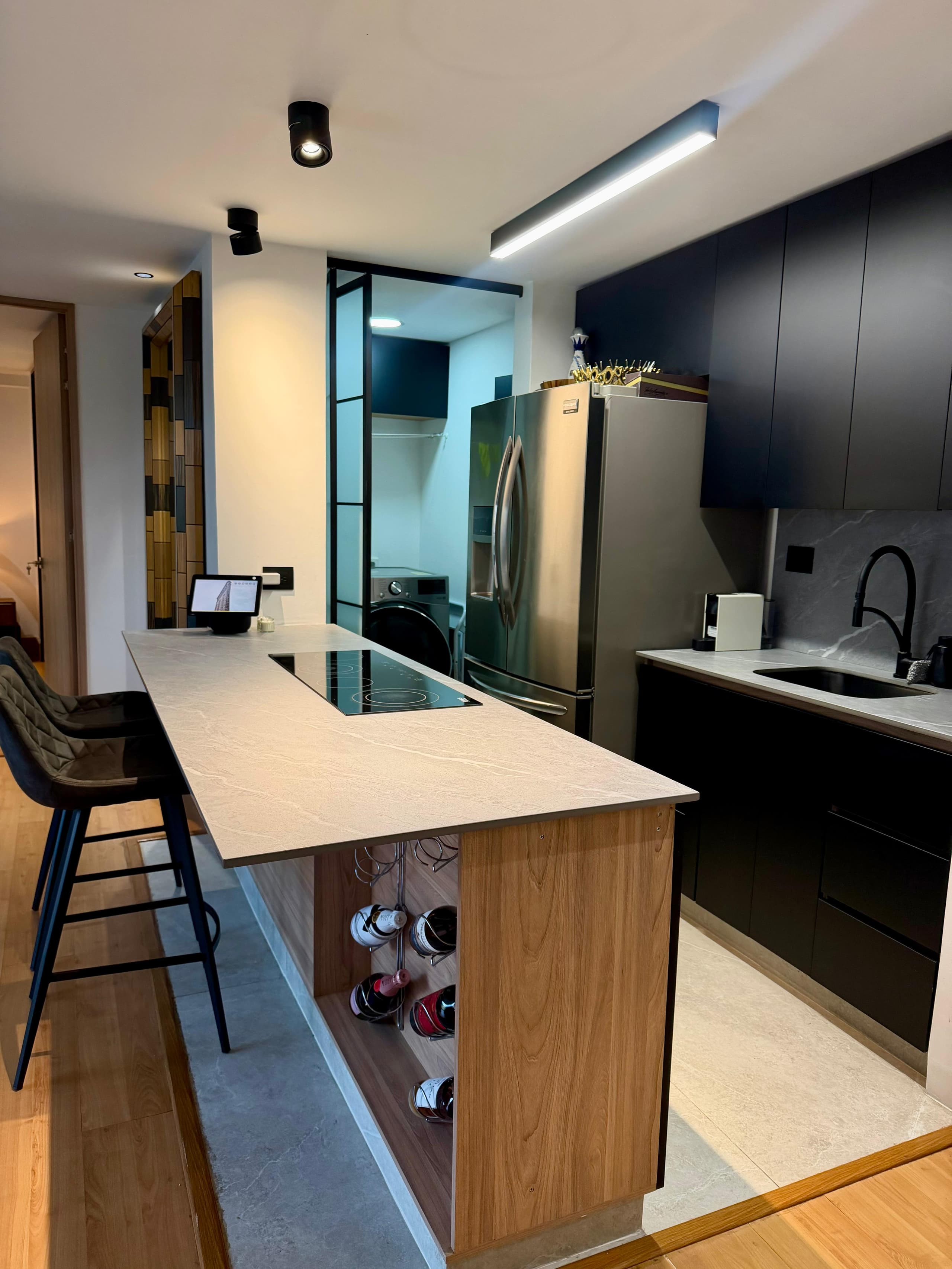Apartamento en arriendo en Los Balsos, Poblado, Medellín — foto 2 de 17
