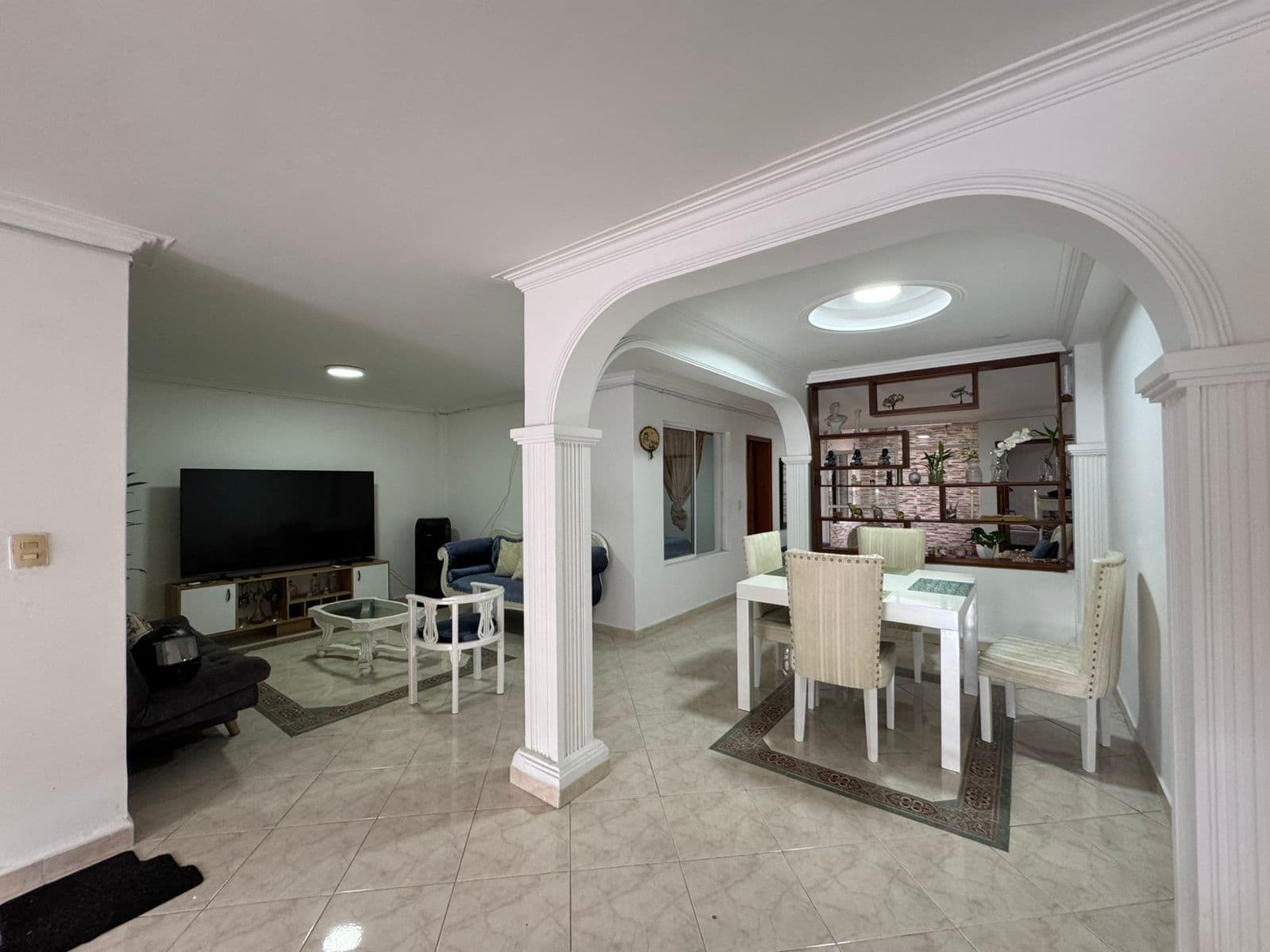 Apartamento en arriendo en Almeria, Laureles, Medellín — foto 2 de 15