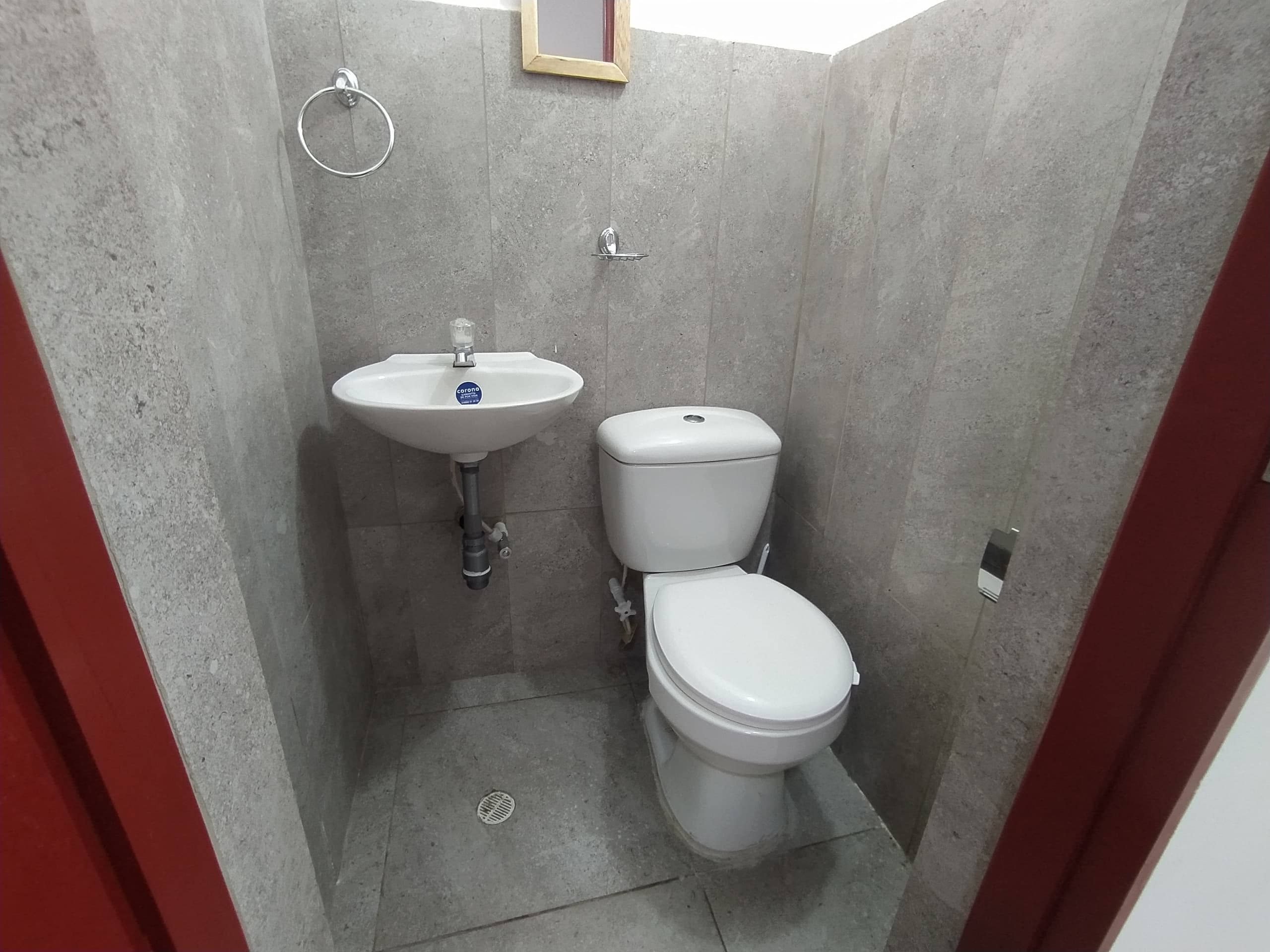 Local en arriendo en Los Colores, Laureles, Medellín — foto 3 de 15