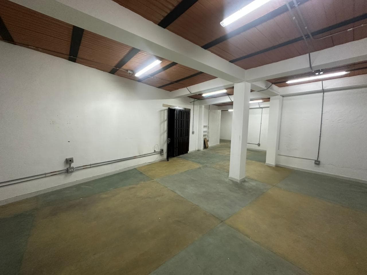 Local en arriendo en Bello — foto 5 de 14