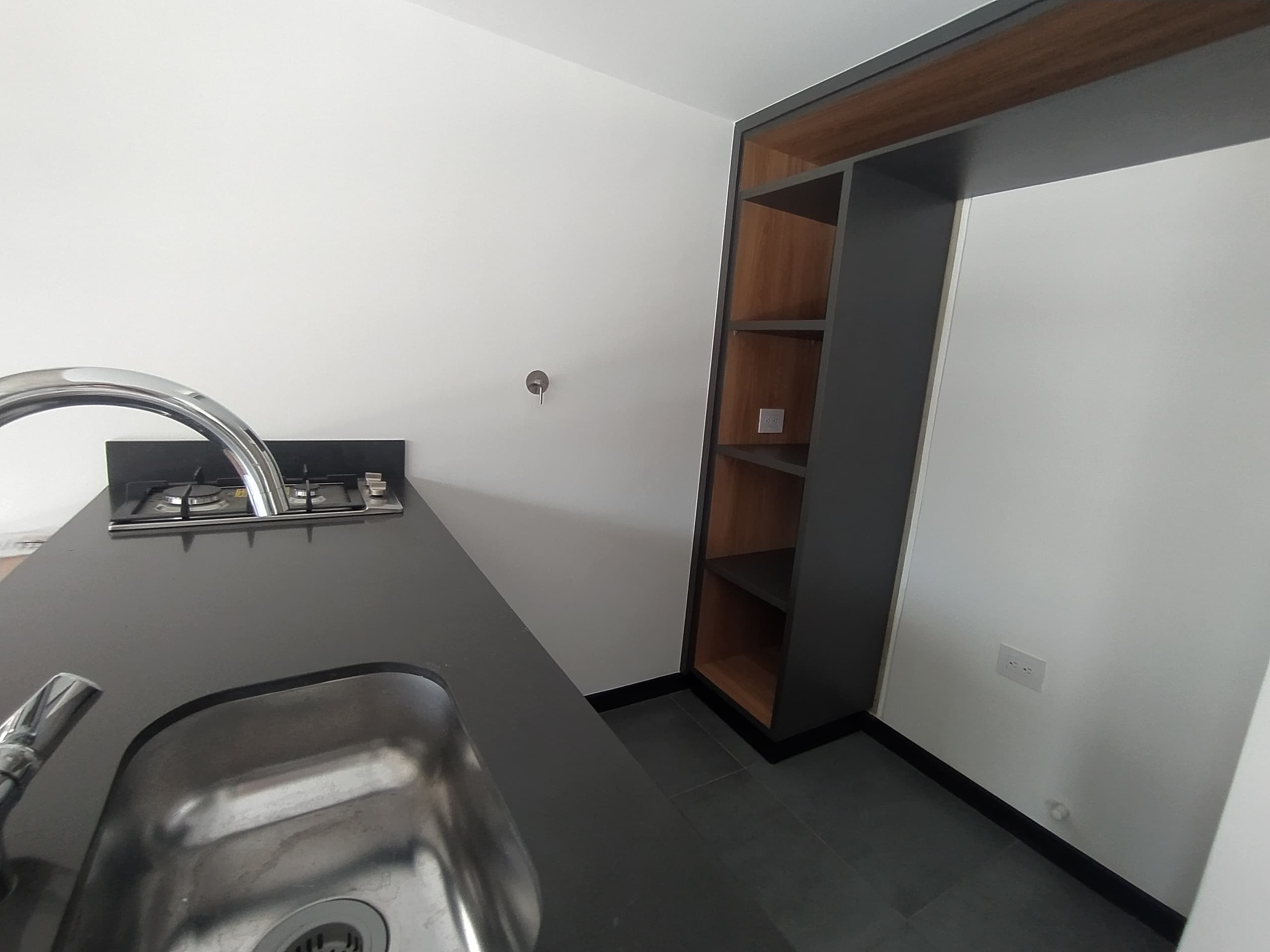 Apartaestudio en arriendo en Buenos Aires, Centro, Medellín — foto 4 de 17